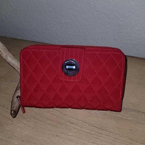 Vera Bradley Wallet Tango Red ❤️ - Picture 1 of 4